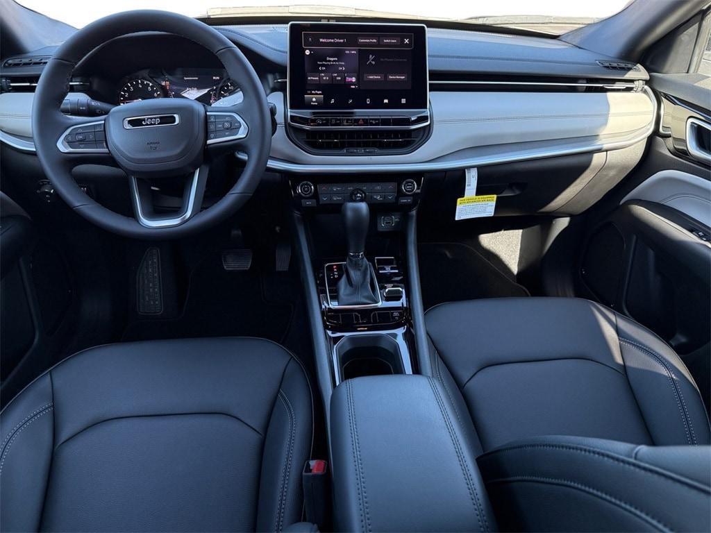 new 2025 Jeep Compass car, priced at $30,840