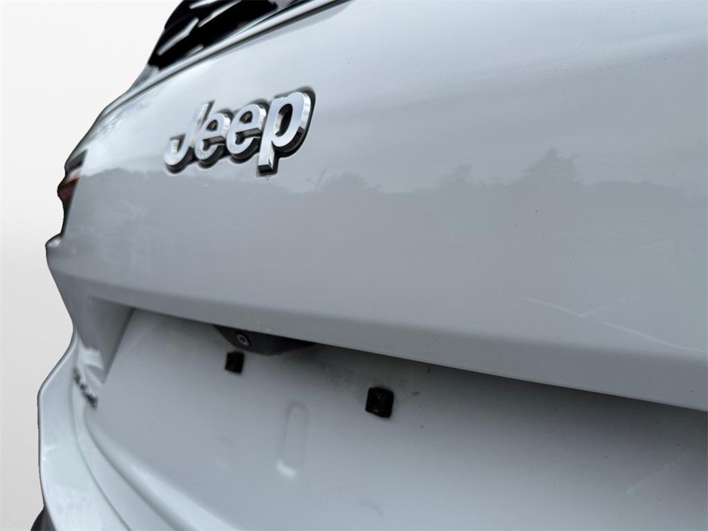 used 2022 Jeep Grand Cherokee L car, priced at $32,999