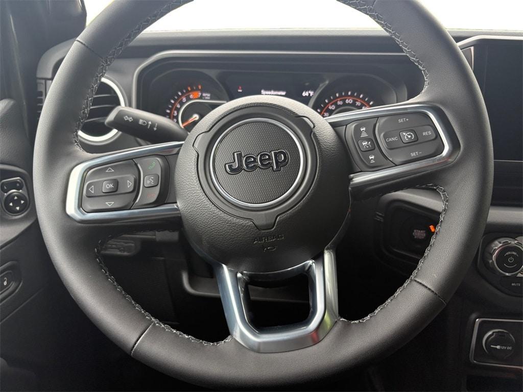 new 2025 Jeep Wrangler car, priced at $57,315