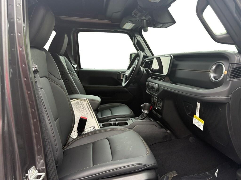 new 2025 Jeep Wrangler car, priced at $55,922