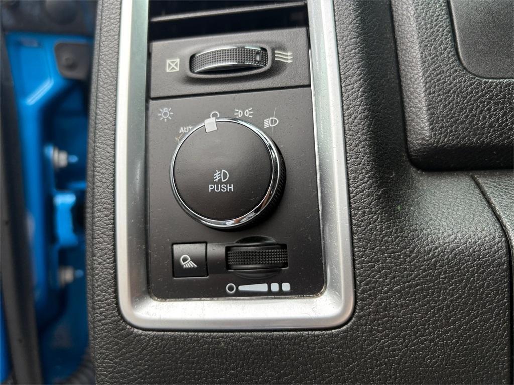 used 2021 Ram 1500 Classic car, priced at $30,999