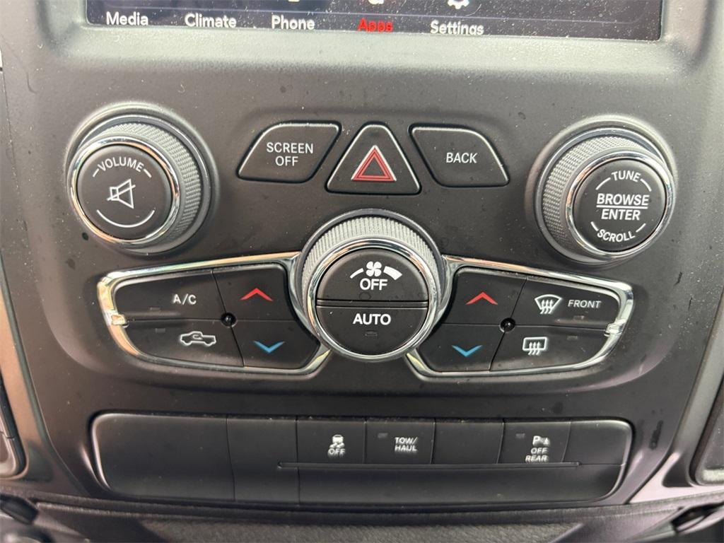 used 2021 Ram 1500 Classic car, priced at $30,999