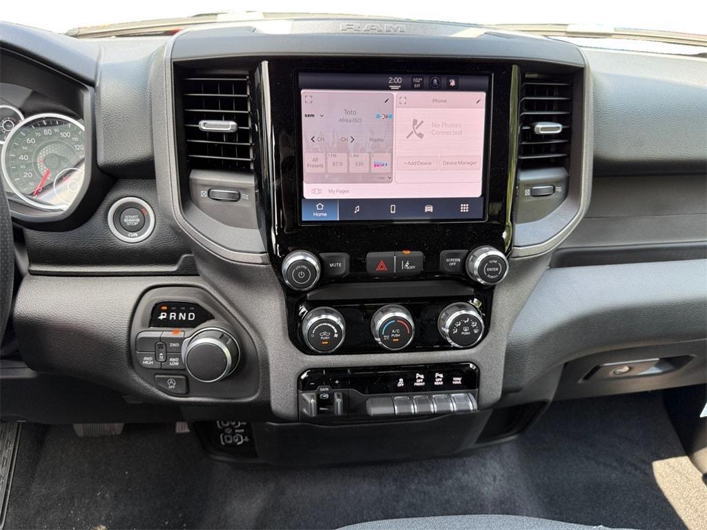 new 2025 Ram 1500 car, priced at $48,551