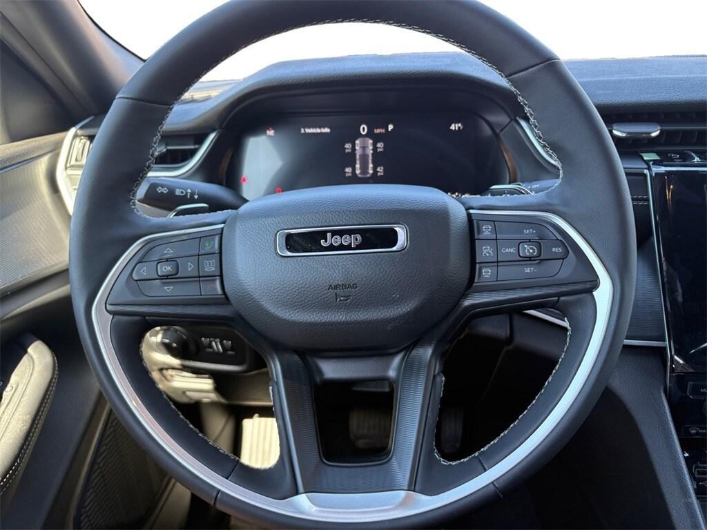 new 2025 Jeep Grand Cherokee car, priced at $44,155