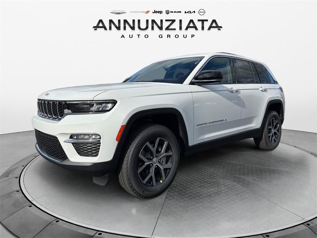 new 2025 Jeep Grand Cherokee car, priced at $45,665