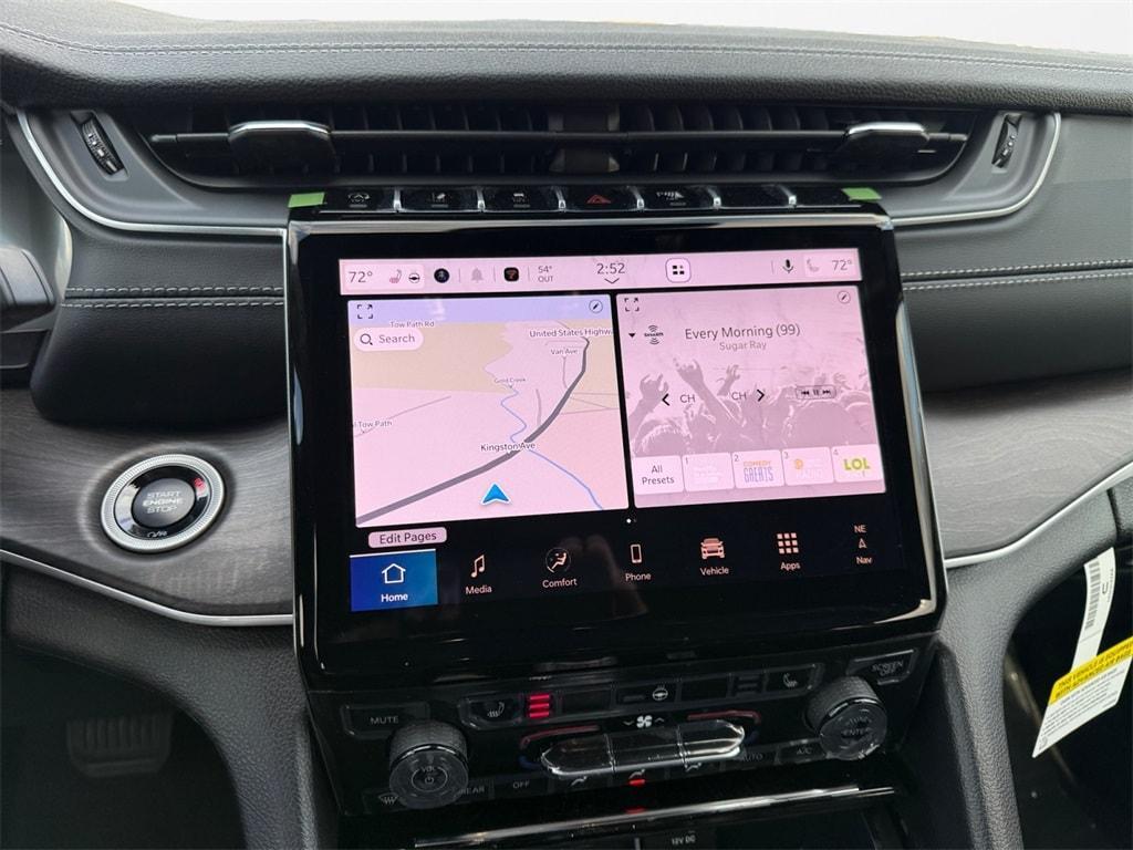 new 2025 Jeep Grand Cherokee car, priced at $45,665