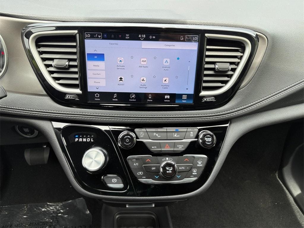 new 2025 Chrysler Pacifica car, priced at $41,752