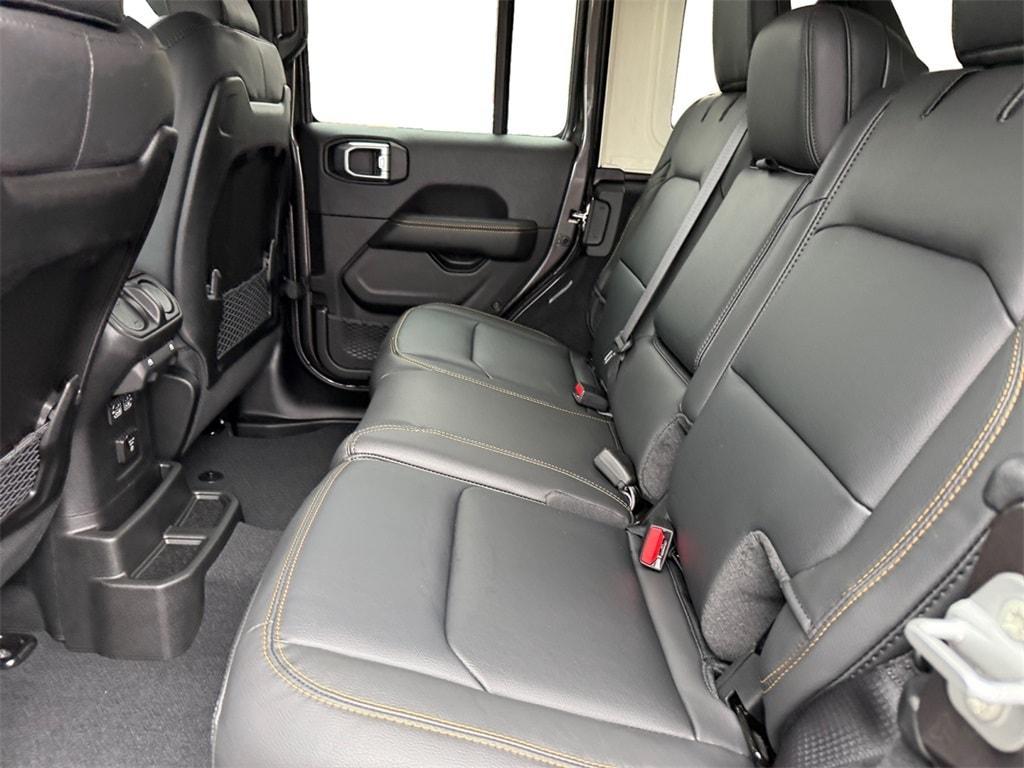 new 2025 Jeep Wrangler car, priced at $54,417