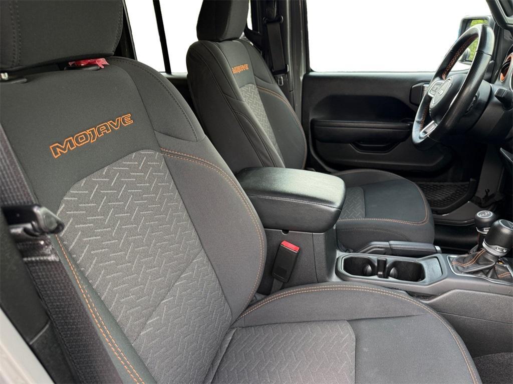 used 2022 Jeep Gladiator car, priced at $35,599