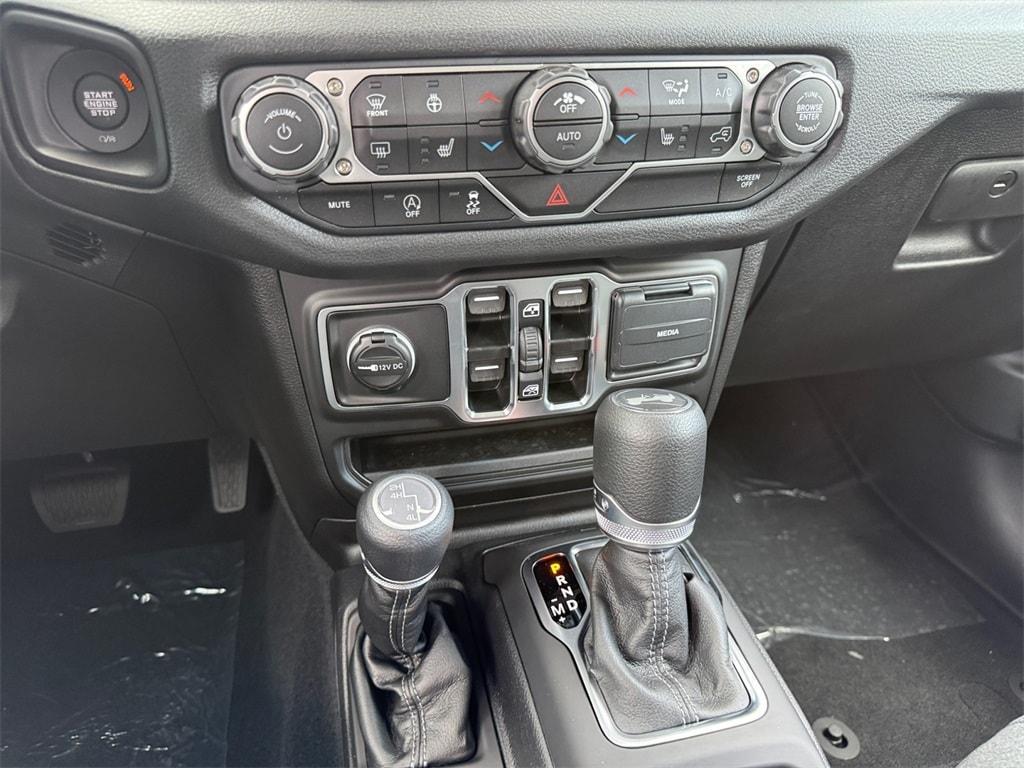 new 2025 Jeep Wrangler car, priced at $49,040