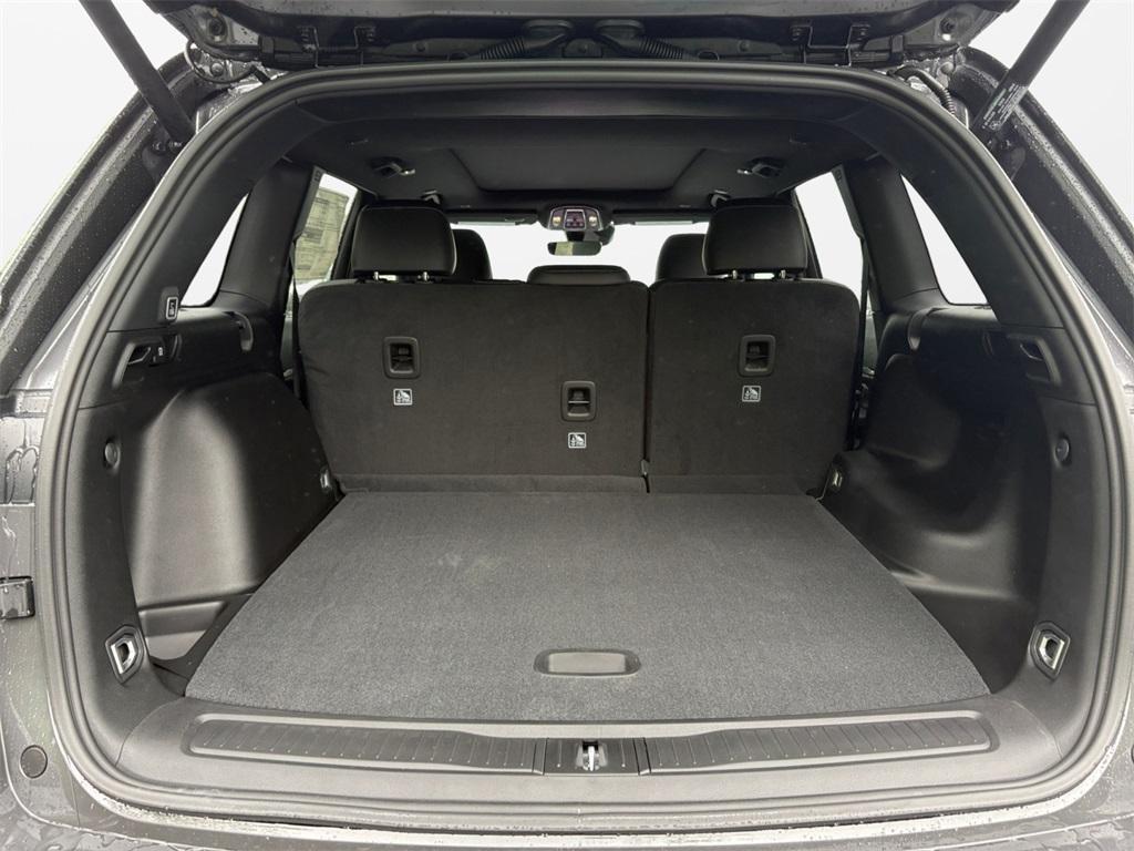 new 2025 Jeep Grand Cherokee car, priced at $50,121