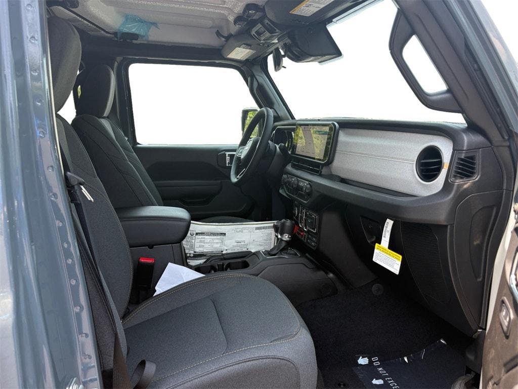 new 2025 Jeep Wrangler car, priced at $50,280