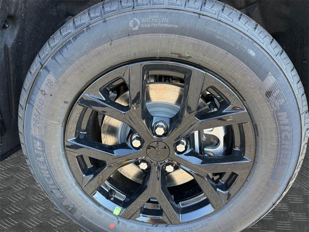 new 2025 Jeep Grand Cherokee L car, priced at $44,230