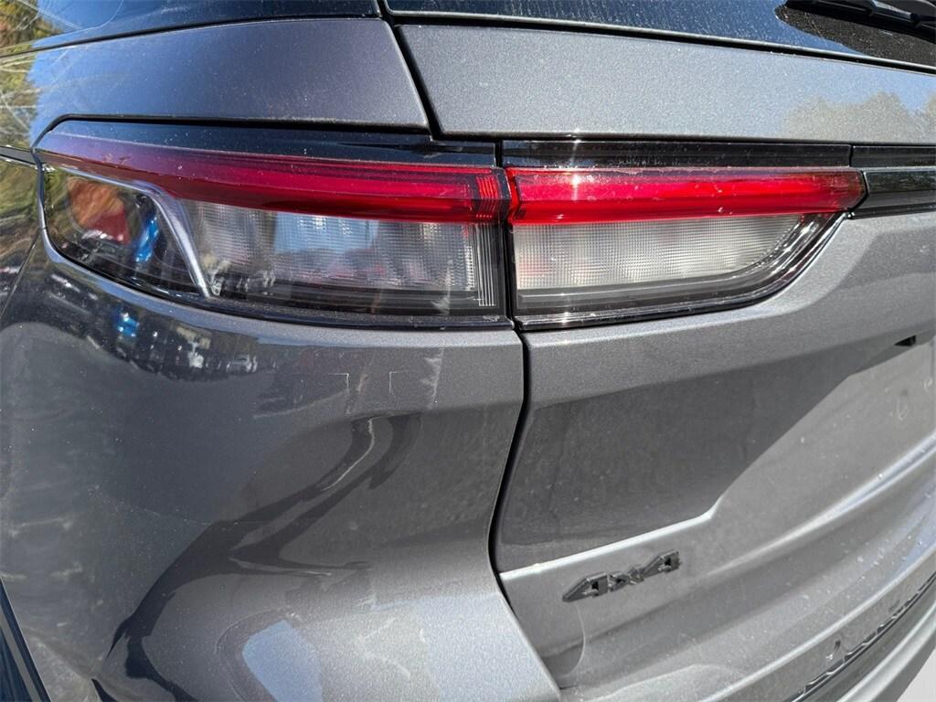 new 2025 Jeep Grand Cherokee car, priced at $44,625