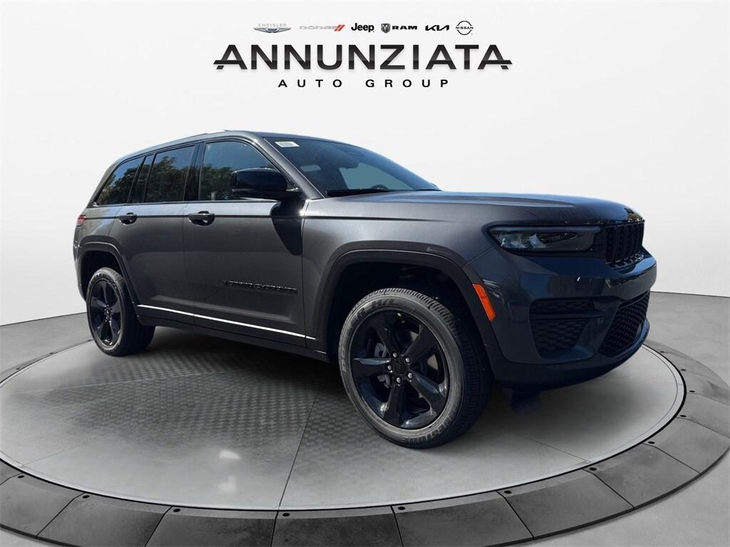 new 2025 Jeep Grand Cherokee car, priced at $44,625