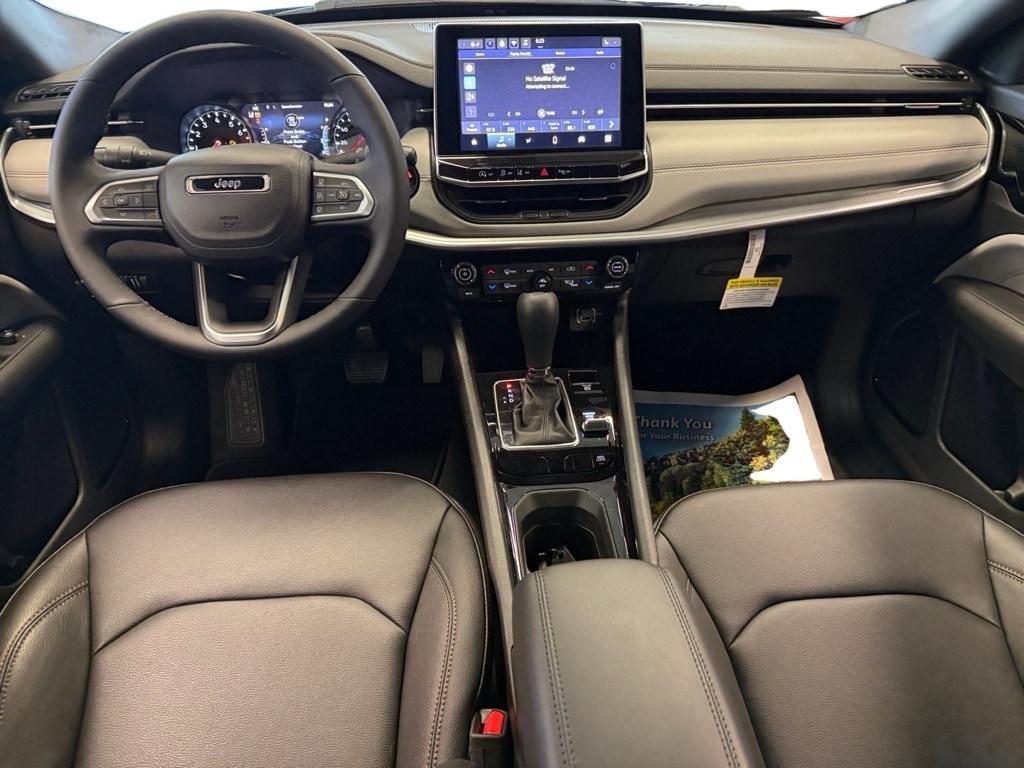 new 2024 Jeep Compass car, priced at $33,935