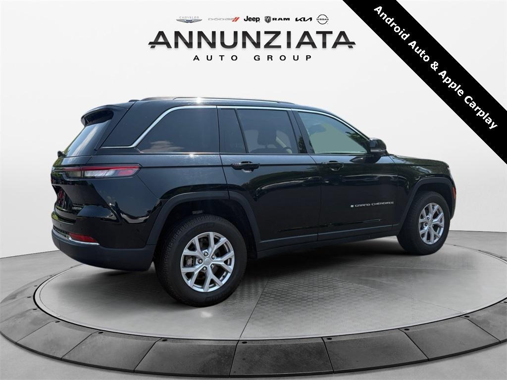 used 2022 Jeep Grand Cherokee car, priced at $35,599
