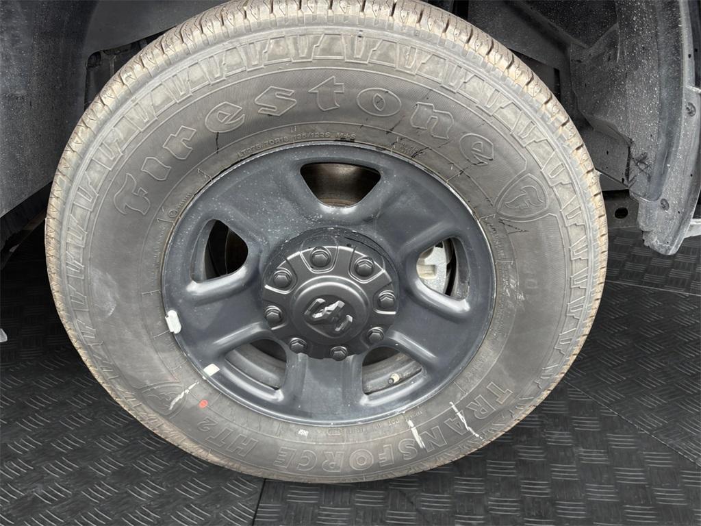new 2025 Ram 3500 car, priced at $71,185