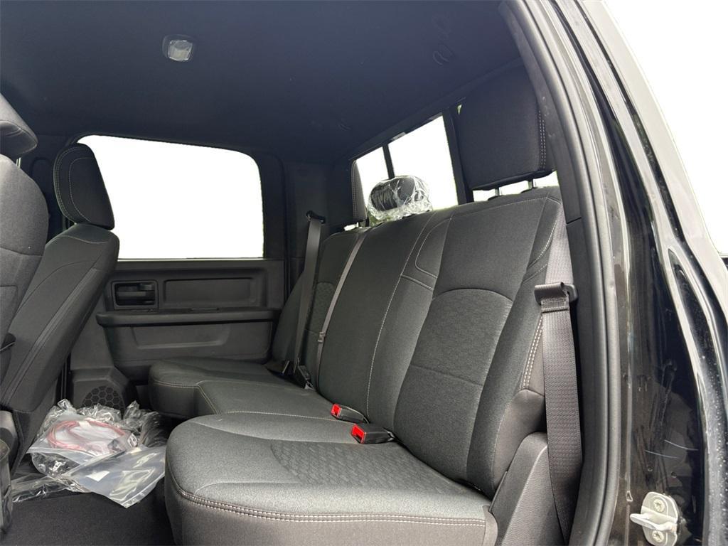 new 2025 Ram 3500 car, priced at $71,185