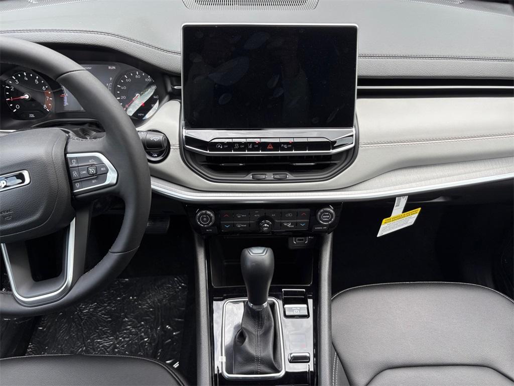 new 2025 Jeep Compass car, priced at $32,843