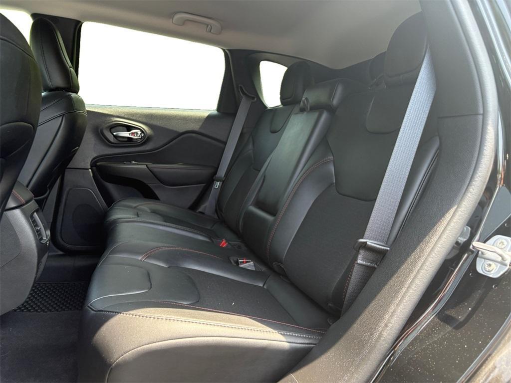 used 2022 Jeep Cherokee car, priced at $24,799
