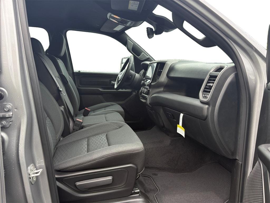 new 2025 Ram 1500 car, priced at $45,414