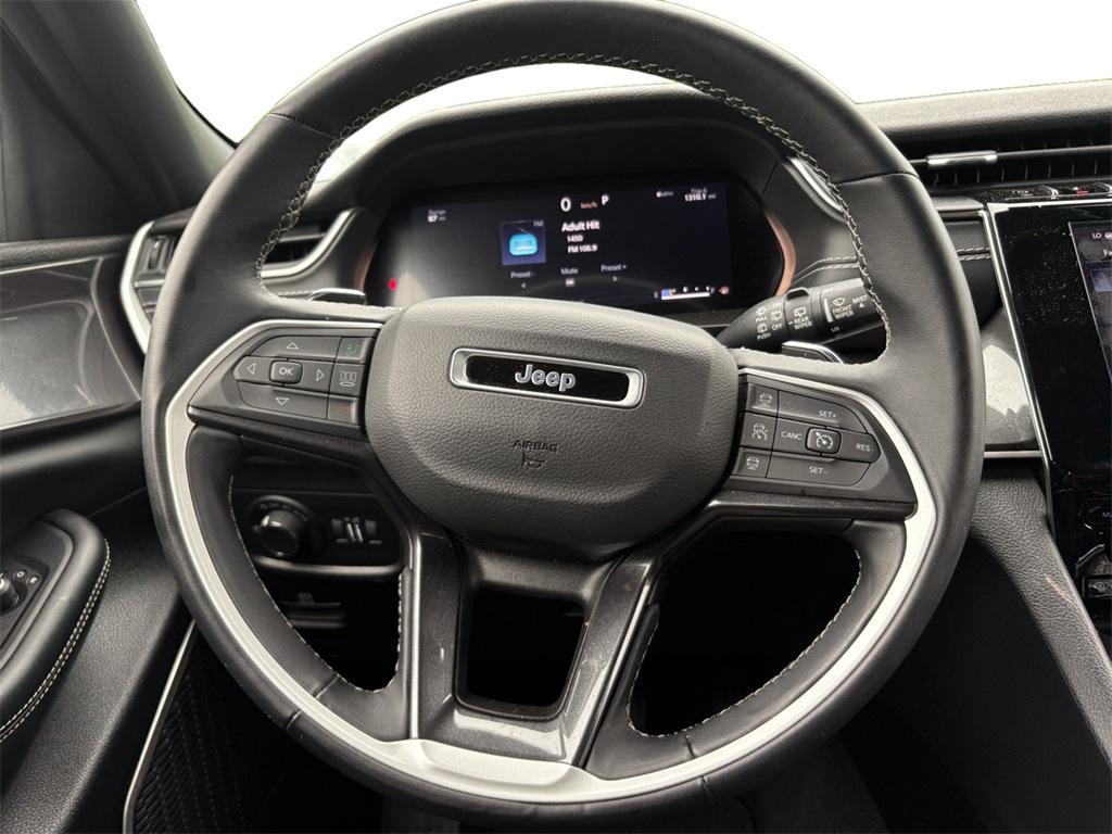 used 2022 Jeep Grand Cherokee car, priced at $34,499