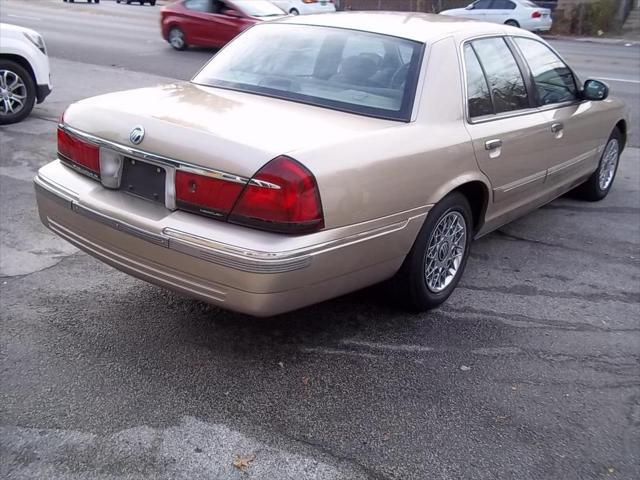 used 2000 Mercury Grand Marquis car, priced at $11,975