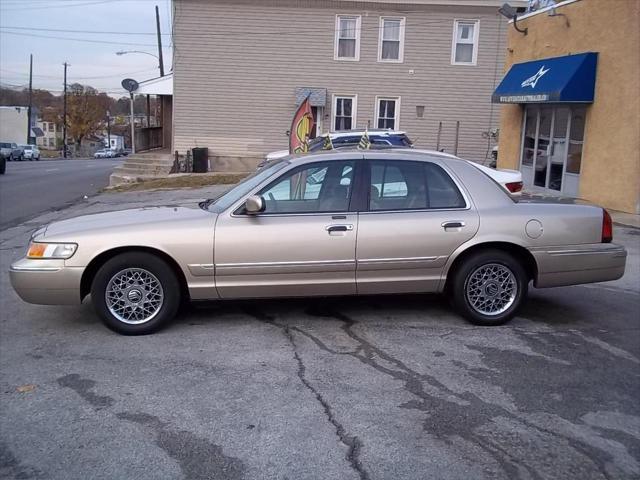 used 2000 Mercury Grand Marquis car, priced at $11,975