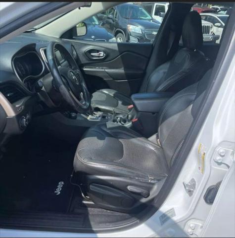 used 2015 Jeep Cherokee car, priced at $7,975