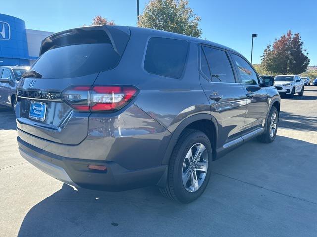 new 2025 Honda Pilot car, priced at $47,725