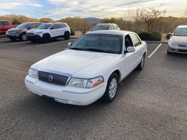 used 2005 Mercury Grand Marquis car, priced at $10,998