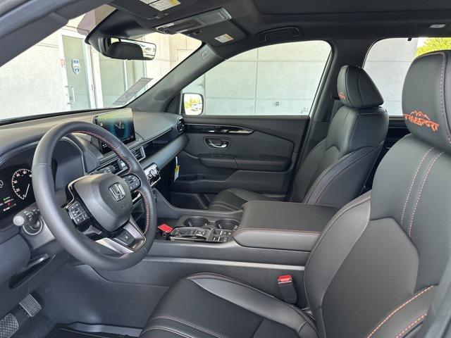 new 2025 Honda Pilot car, priced at $51,250
