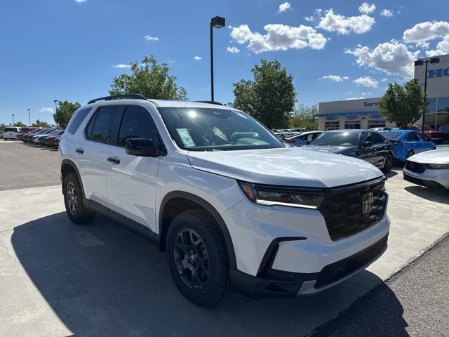 new 2025 Honda Pilot car, priced at $51,250