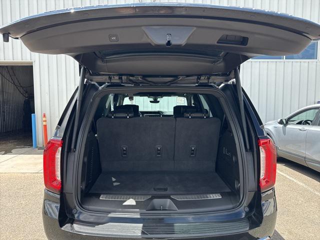 used 2021 GMC Yukon car, priced at $56,290