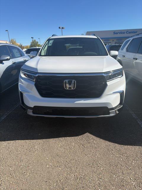 new 2025 Honda Pilot car, priced at $51,550