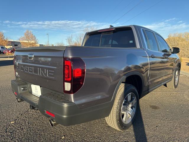 used 2025 Honda Ridgeline car, priced at $40,000