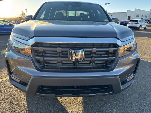 used 2025 Honda Ridgeline car, priced at $40,000