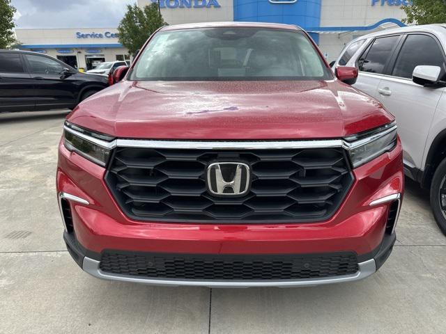 new 2025 Honda Pilot car, priced at $49,705