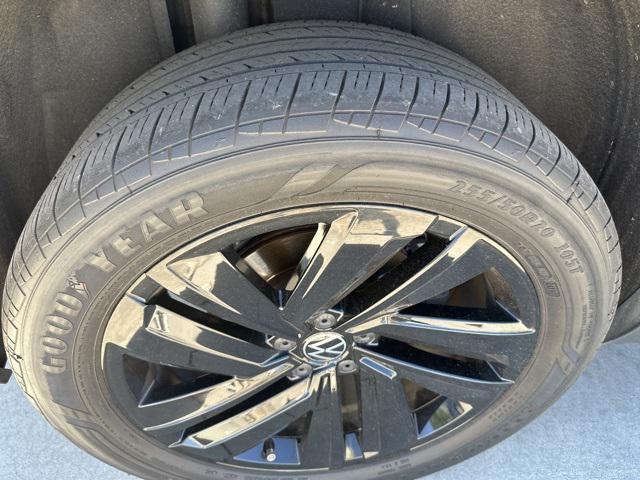 used 2022 Volkswagen Atlas Cross Sport car, priced at $24,500