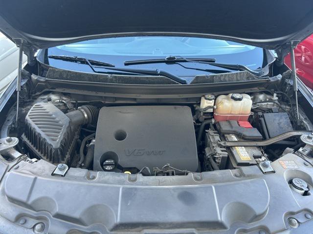 used 2021 Chevrolet Traverse car, priced at $23,741