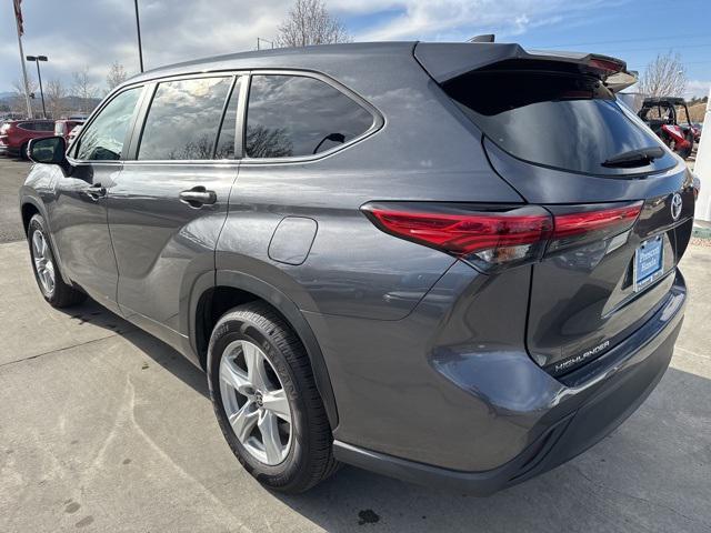 used 2023 Toyota Highlander car, priced at $32,997