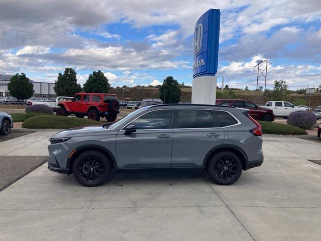 used 2024 Honda CR-V Hybrid car, priced at $33,000