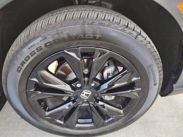 used 2023 Honda CR-V Hybrid car, priced at $33,109