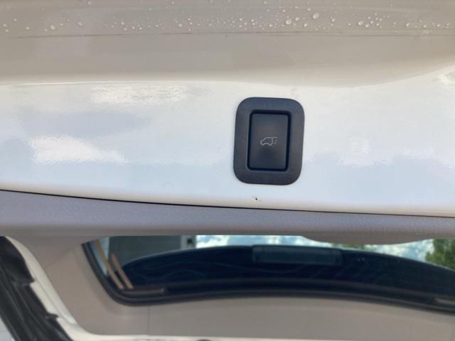 used 2018 Toyota Highlander car, priced at $27,953