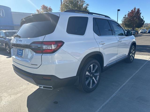 new 2025 Honda Pilot car, priced at $51,450