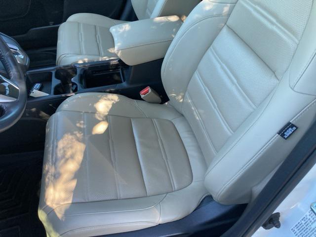 used 2020 Honda CR-V car, priced at $31,900