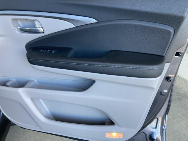 used 2023 Honda Ridgeline car, priced at $32,500