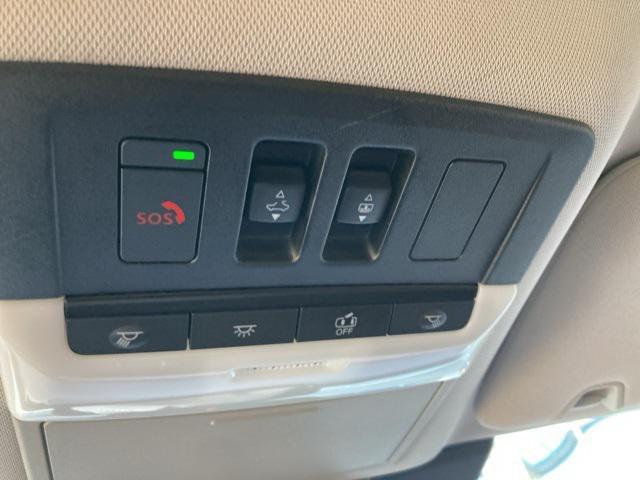 used 2022 Nissan Pathfinder car, priced at $33,900