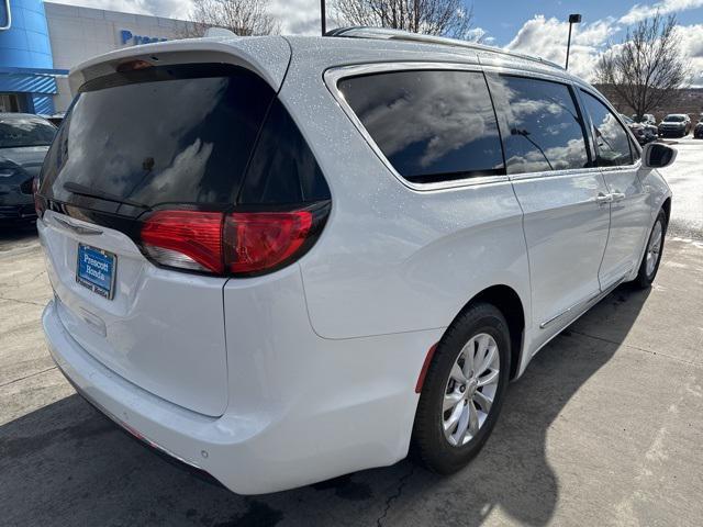 used 2018 Chrysler Pacifica car, priced at $13,690